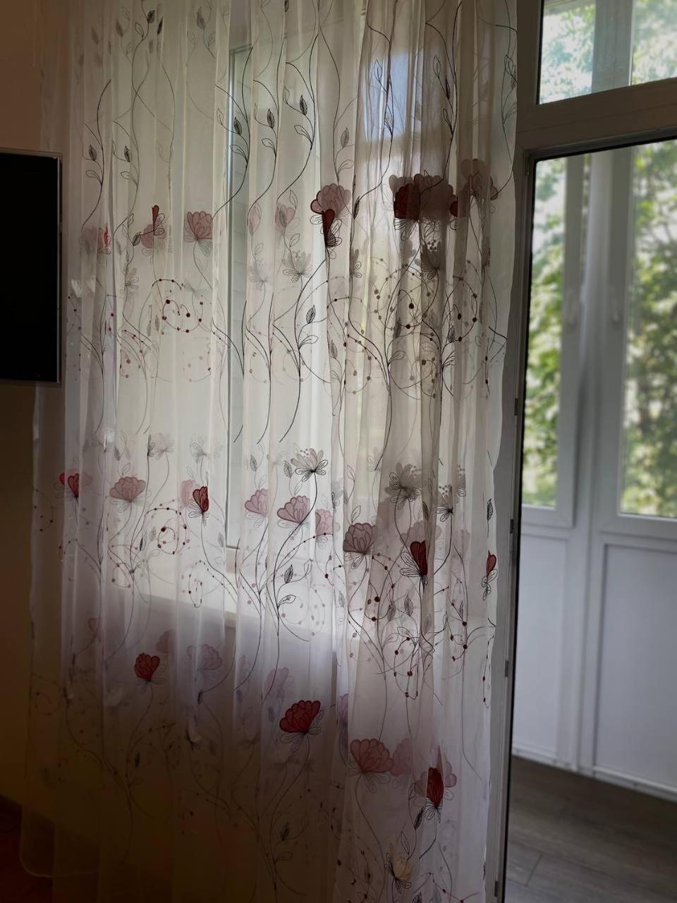 Babylon Apartments On Soborna 2Rooms Riwne Exterior foto